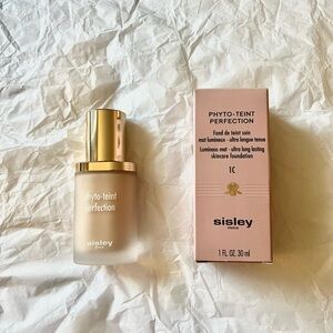 Sisley Paris Phyto Teint 1C